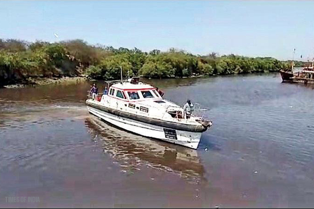 boat-ambulances